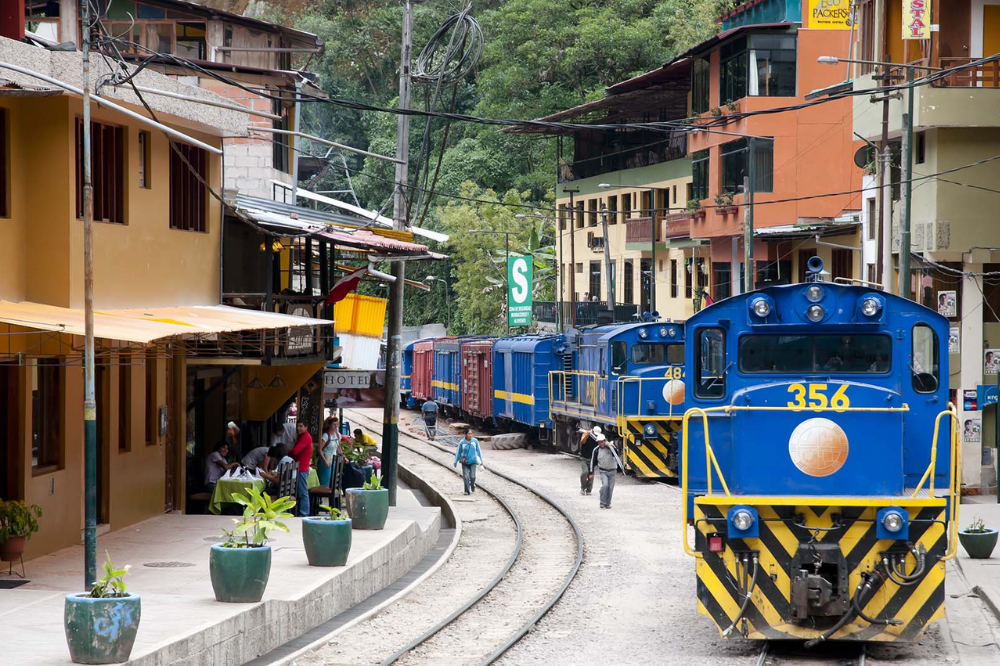 PeruRail